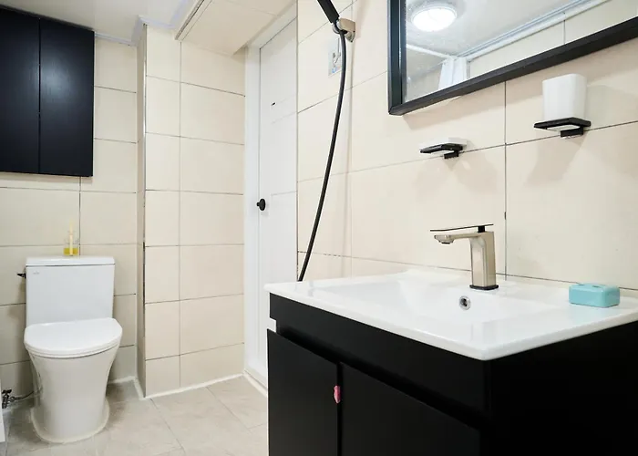 In #6 Person#quiet 3br #near *